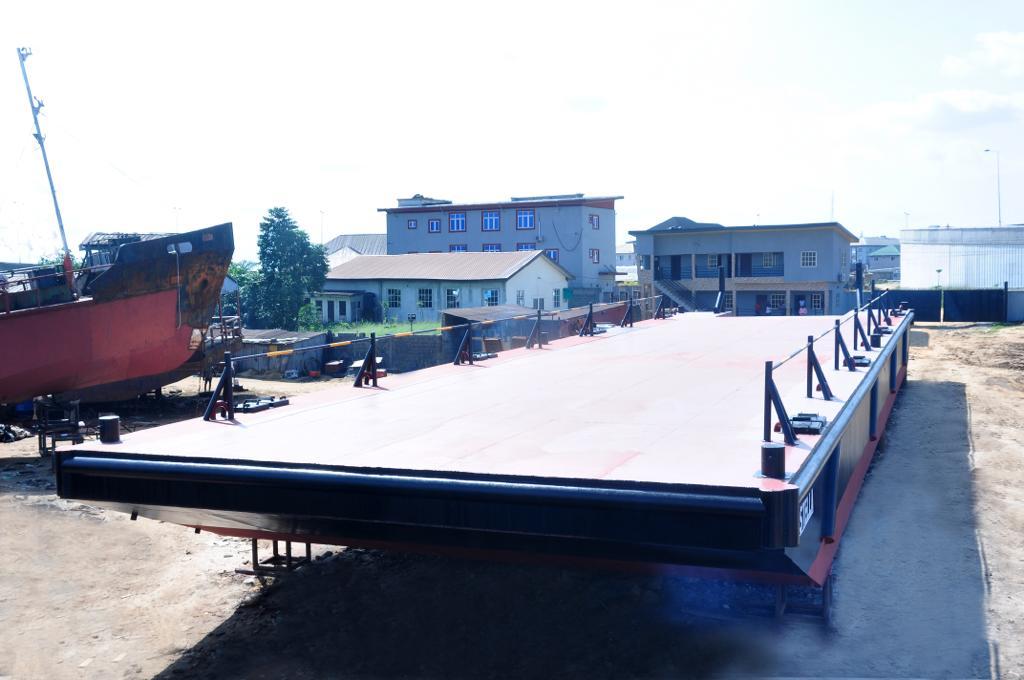 MV-Stell-barge
